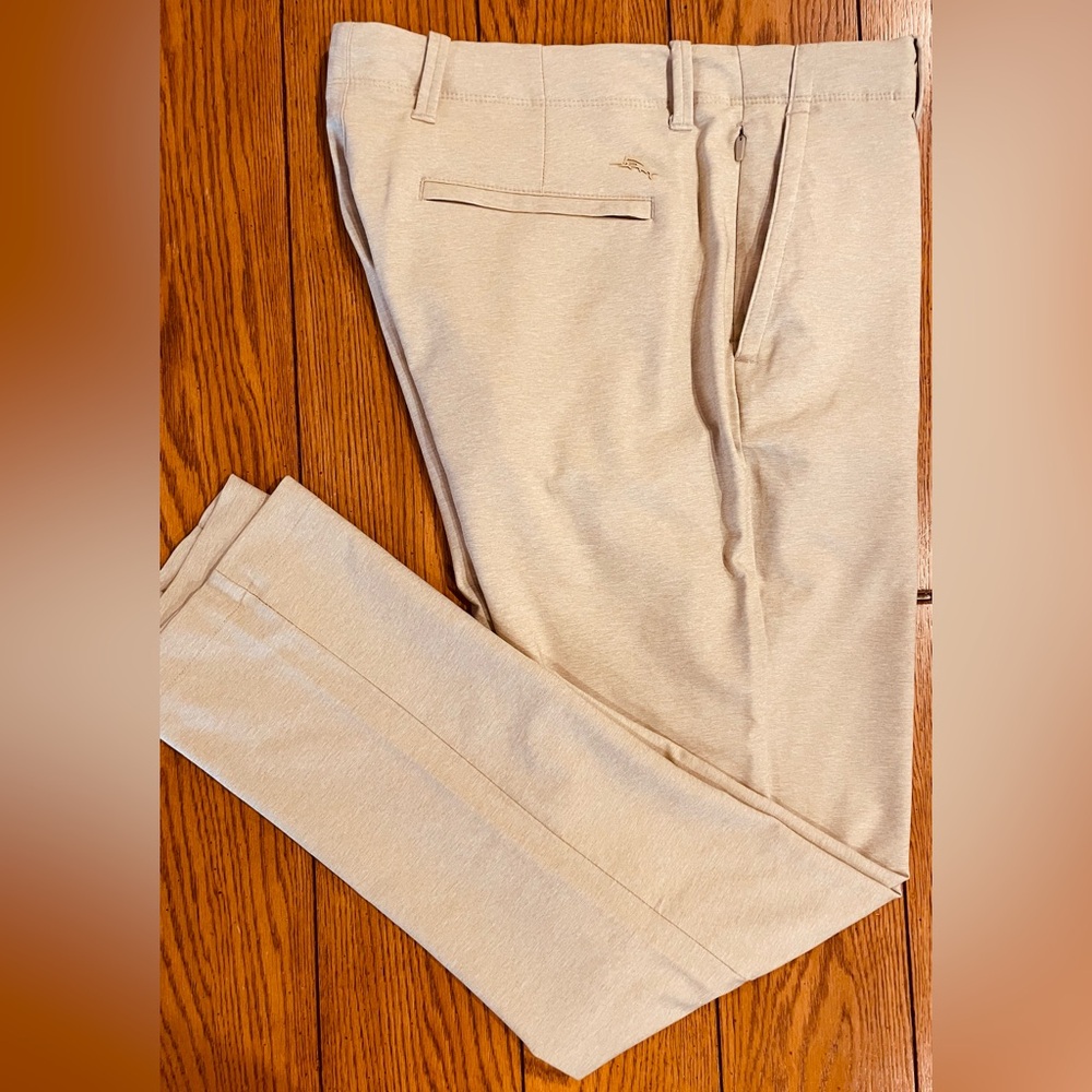 Tommy Bahama On Par Islandzone Flat Front Pant, color chino, 34 X 32 (31.5)